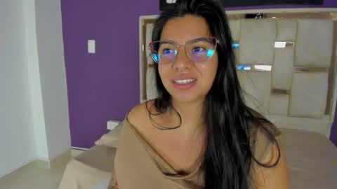 Snapshot of emilyy_cooperr chatting on March 5, 2026, 12:12 pm emilyy_cooperr online show from March 5, 2026, 12:12 pm