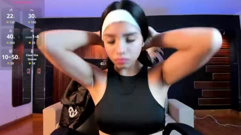 Snapshot of emilyy_lopez chatting on August 4, 2026, 2:41 pm Emilyy lopez online show from August 4, 2026, 2:41 pm