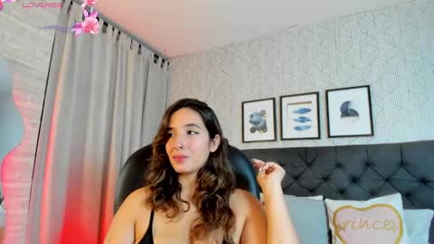 Snapshot of emma__smith01 chatting on February 20, 2025, 12:57 pm Emma online show from February 20, 2025, 12:57 pm