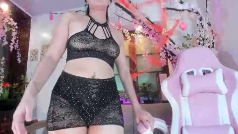 emma_ayala online show from October 25, 2025, 7:08 pm