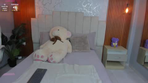 Emma  online show from April 2, 2026, 6:44 am