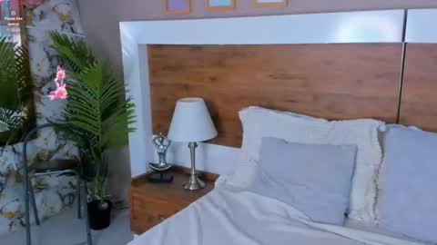 Snapshot of emma_bakker_ chatting on July 19, 2026, 10:30 am Emma online show from July 19, 2026, 10:30 am