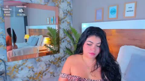 Snapshot of emma_bakker_ chatting on July 23, 2026, 6:33 am Emma online show from July 23, 2026, 6:33 am