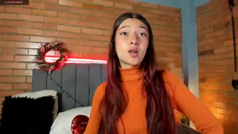 Snapshot of emma_belley chatting on June 21, 2026, 7:16 pm Hey Im EmmaHelp me reach 100 likes online show from June 21, 2026, 7:16 pm
