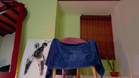 Snapshot of emma_blanco chatting on April 26, 2026, 4:37 pm Emma online show from April 26, 2026, 4:37 pm