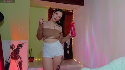 Snapshot of emma_blanco chatting on June 27, 2026, 2:34 pm Emma online show from June 27, 2026, 2:34 pm