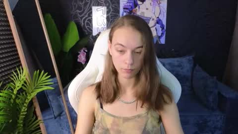 emma_chaser online show from November 28, 2025, 8:39 am