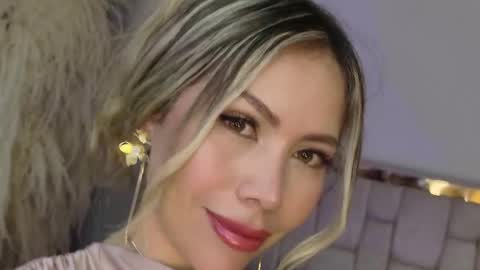 Snapshot of emma_coronel chatting on February 12, 2026, 11:11 pm emma coronel online show from February 12, 2026, 11:11 pm