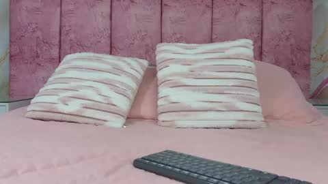Emma online show from May 26, 2026, 3:02 am