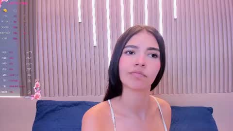 Snapshot of emma_doll7 chatting on June 20, 2026, 10:23 pm E online show from June 20, 2026, 10:23 pm