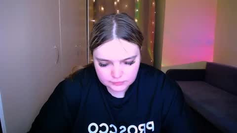 Eva online show from May 22, 2026, 11:49 am