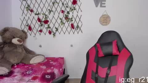 emma_grayys online show from October 30, 2025, 4:03 am
