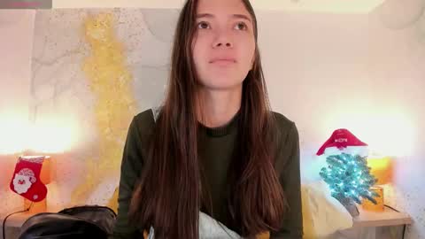emma_jhoons online show from December 18, 2025, 11:05 am