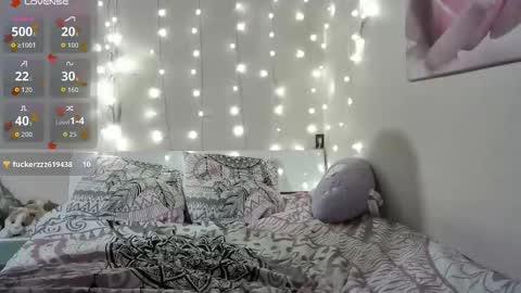 emma_just online show from November 2, 2025, 8:17 am