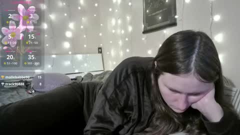 Snapshot of emma_just chatting on May 29, 2026, 9:13 pm emma_just online show from May 29, 2026, 9:13 pm