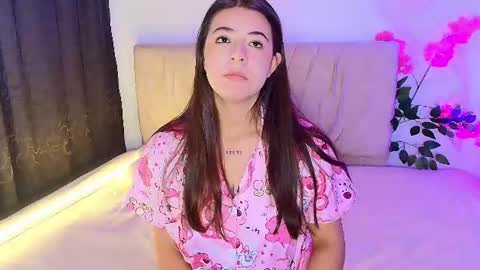 Snapshot of emma_naa chatting on July 14, 2026, 10:59 pm Emma online show from July 14, 2026, 10:59 pm