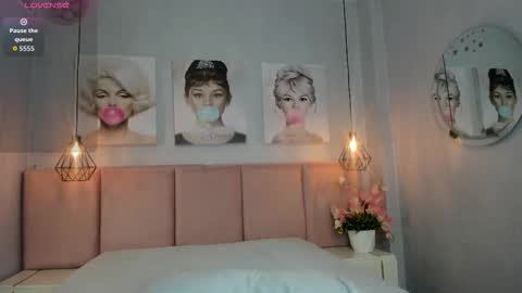 Emma online show from September 20, 2025, 2:45 am