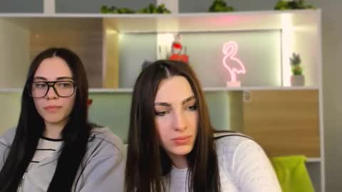 Snapshot of emma_swee chatting on February 23, 2026, 12:24 pm emma_swee online show from February 23, 2026, 12:24 pm