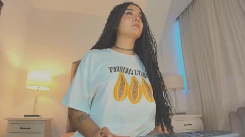 Ema online show from September 23, 2025, 11:57 am