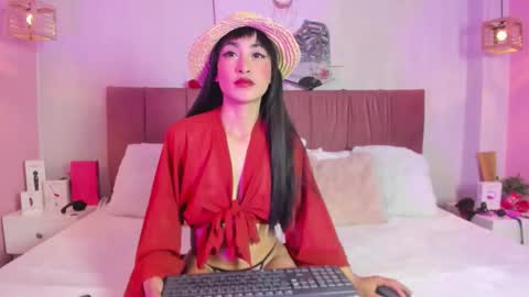 Snapshot of emma_wilder_ chatting on February 11, 2026, 9:53 pm Emma online show from February 11, 2026, 9:53 pm