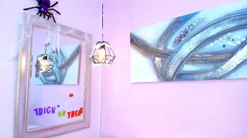 Emma  online show from October 28, 2025, 6:10 pm