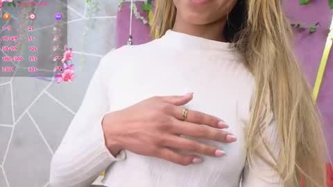 emma cortez online show from November 20, 2025, 11:43 am