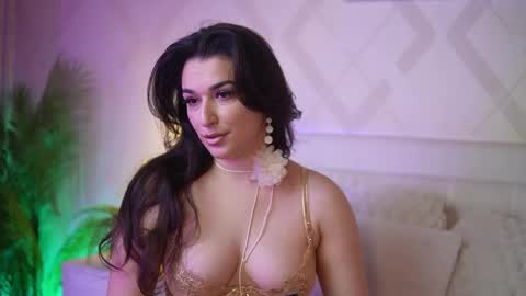  Emma  online show from March 22, 2026, 6:44 pm