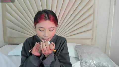           online show from December 3, 2025, 11:30 am