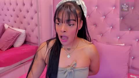 emmaebony_ online show from September 15, 2025, 11:54 am