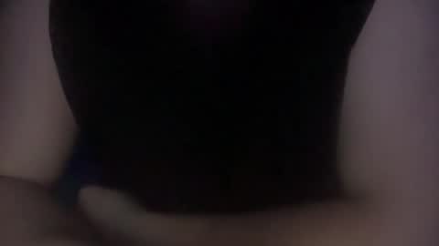 Snapshot of emmafreez chatting on May 19, 2026, 8:37 pm emmafreez online show from May 19, 2026, 8:37 pm