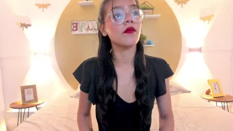 Snapshot of emmahale_ chatting on January 15, 2025, 12:15 pm Emma online show from January 15, 2025, 12:15 pm