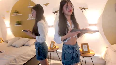 Snapshot of emmahale_ chatting on January 28, 2025, 12:00 pm Emma online show from January 28, 2025, 12:00 pm