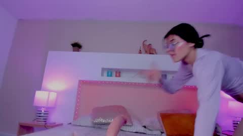 Snapshot of emmahale_ chatting on March 6, 2025, 3:35 am Emma online show from March 6, 2025, 3:35 am