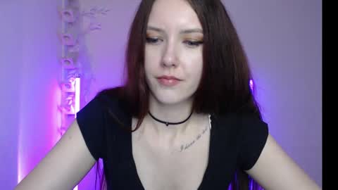 emmaishier online show from March 4, 2025, 8:05 pm