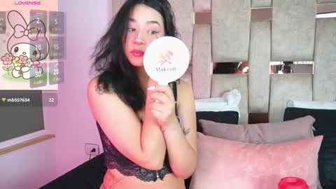 Snapshot of emmajohanson chatting on November 24, 2025, 7:02 pm emmajohanson online show from November 24, 2025, 7:02 pm