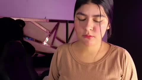 Snapshot of emmalee_a chatting on January 27, 2025, 10:38 am Emma online show from January 27, 2025, 10:38 am