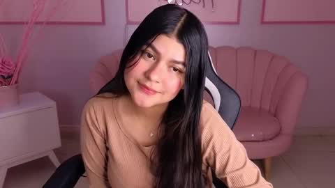 Snapshot of emmalee_a chatting on January 27, 2025, 4:43 pm Emma online show from January 27, 2025, 4:43 pm