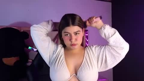 Snapshot of emmalee_a chatting on February 26, 2025, 10:36 am Emma online show from February 26, 2025, 10:36 am