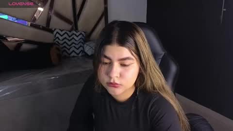 Snapshot of emmalee_a chatting on March 12, 2025, 10:37 am Emma online show from March 12, 2025, 10:37 am