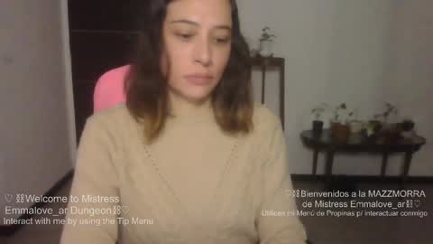 emmalove_ar online show from June 3, 2026, 10:15 pm