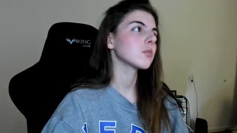 Emma online show from November 12, 2025, 3:01 pm