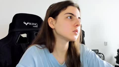 Emma online show from January 13, 2026, 10:20 am