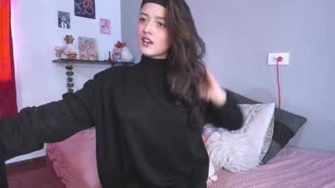 Emmantho online show from October 1, 2025, 5:08 pm