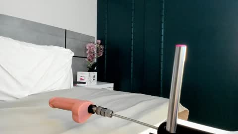  Emma  online show from February 21, 2025, 8:40 am