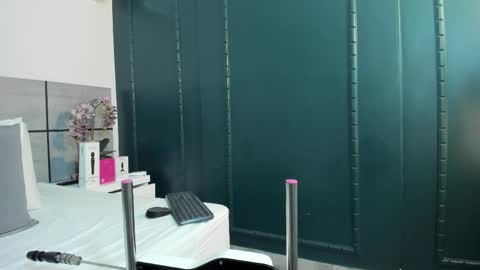  Emma  online show from March 30, 2026, 2:34 am