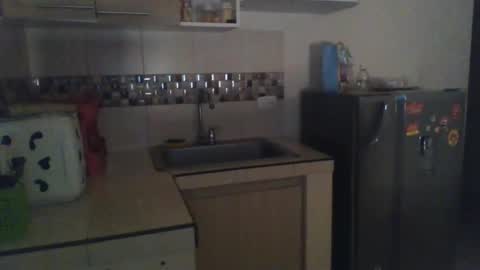 Snapshot of emmasplycer chatting on January 4, 2025, 3:18 am EmmaSplycer online show from January 4, 2025, 3:18 am