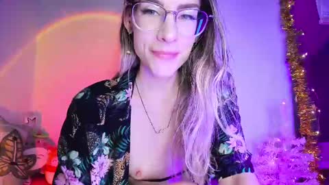 RH-NEGATIVE GREEN-EYED BAELIEN online show from February 23, 2025, 4:02 pm