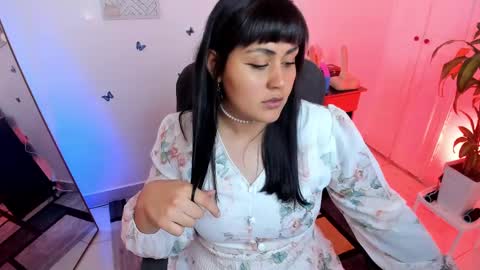 EMMA online show from January 25, 2025, 2:25 pm