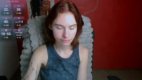 Snapshot of emmi_rossum chatting on August 5, 2026, 5:21 am Emmi online show from August 5, 2026, 5:21 am