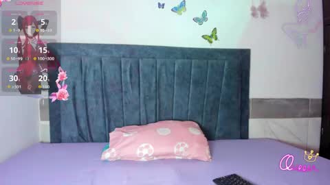 Snapshot of emmie_bunny chatting on April 16, 2026, 9:26 pm Emmie online show from April 16, 2026, 9:26 pm